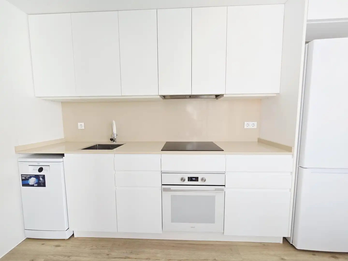 Kitchen of Flat for rent in Valencia  with Parquet flooring and Terrace