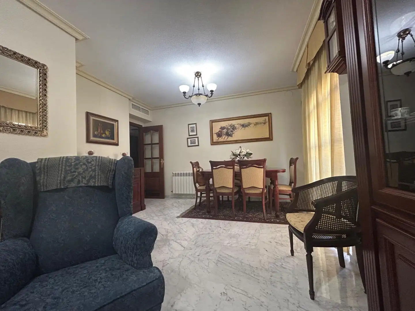 Comedor de Piso en venta en Córdoba con Aire acondicionado, Calefacción y Jardín privado