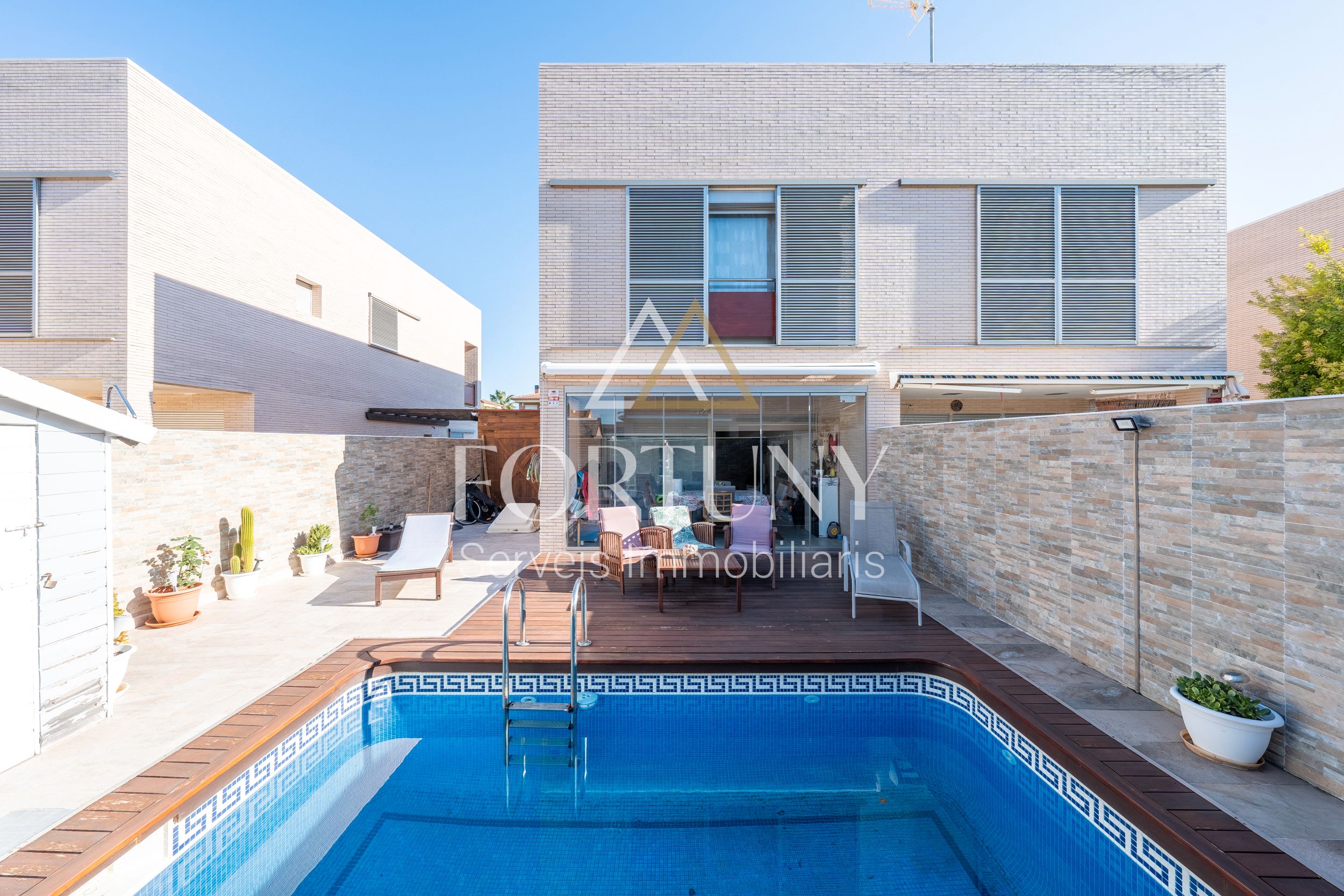 Exterior view of House or chalet for sale in Cambrils  with Air Conditioner, Heating and Private garden