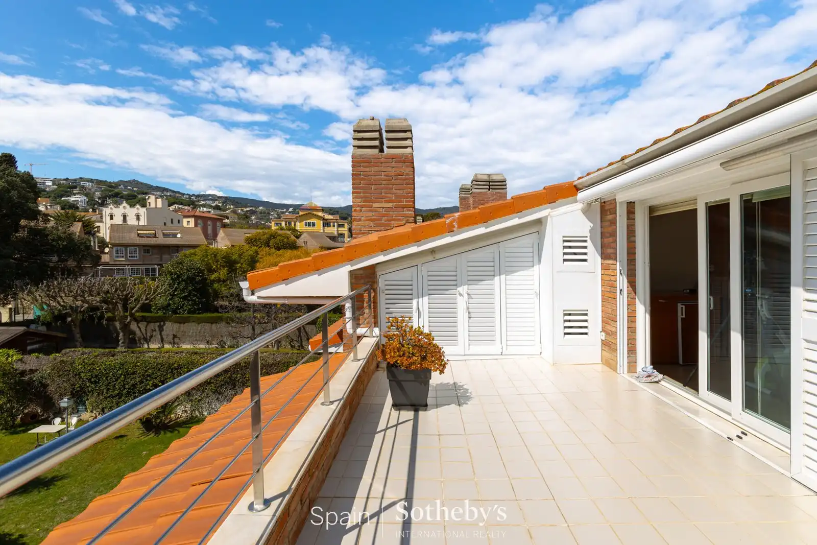 Terraza de Casa o chalet en venta en Alella con Aire acondicionado, Calefacción y Jardín privado
