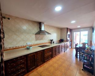 Kitchen of Single-family semi-detached for sale in Algeciras  with Air Conditioner, Private garden and Terrace