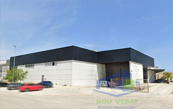 Industrial buildings to rent in Drapers, Poligono Mas del Jutge