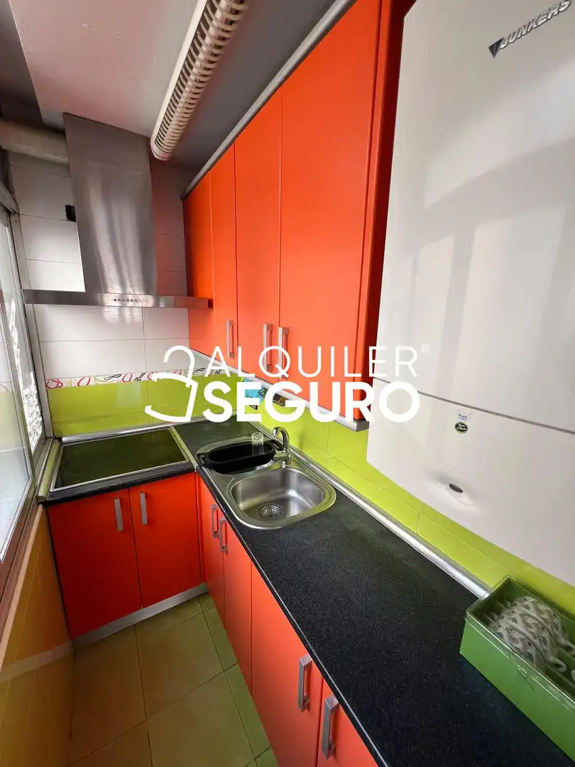 Küche von Wohnung zur Miete in Madrid mit Klimaanlage, Heizung und Terrasse