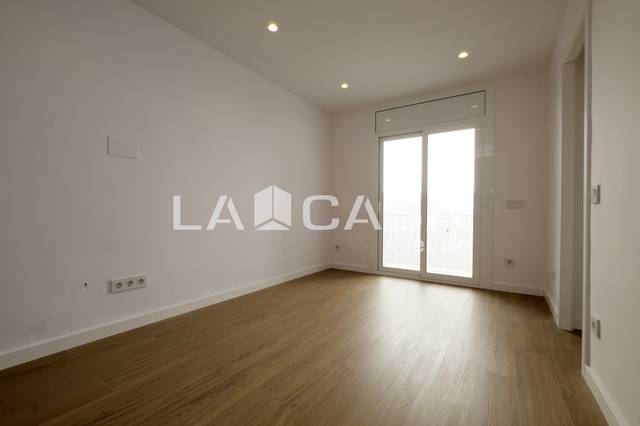 Piso en Venta en Can Baró