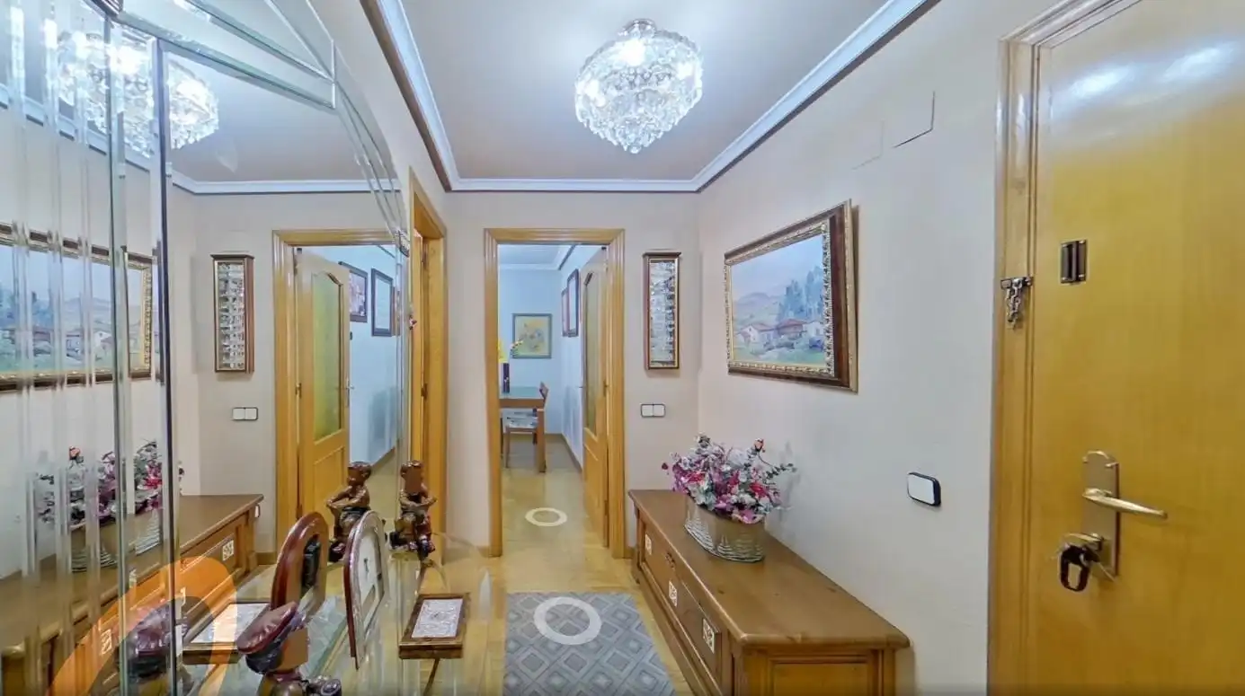 Dúplex en venta en Oviedo  con Calefacción, Parquet y Terraza