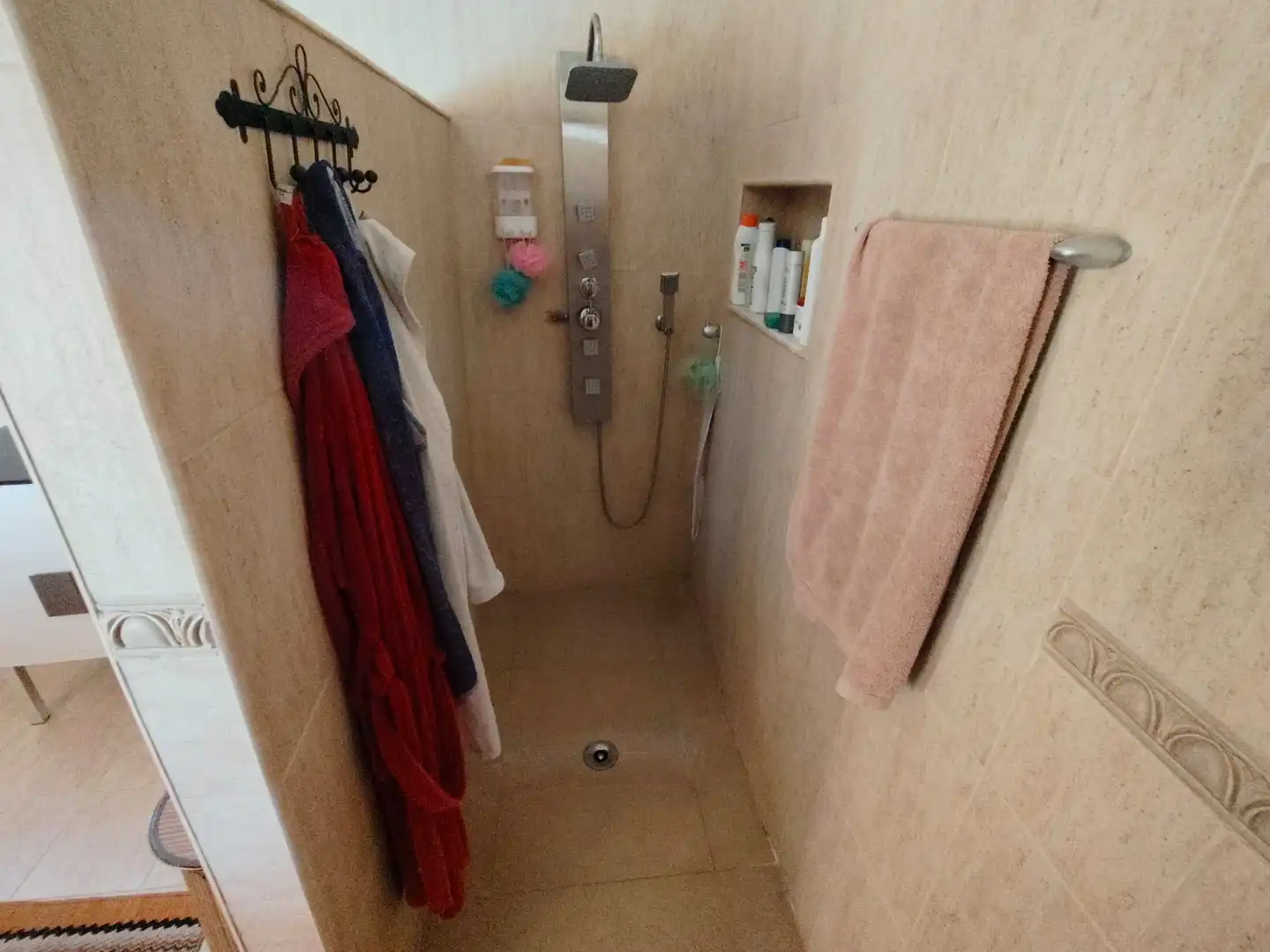 Bany de Casa o xalet en venda en Chinchón amb Calefacció, Jardí privat i Terrassa