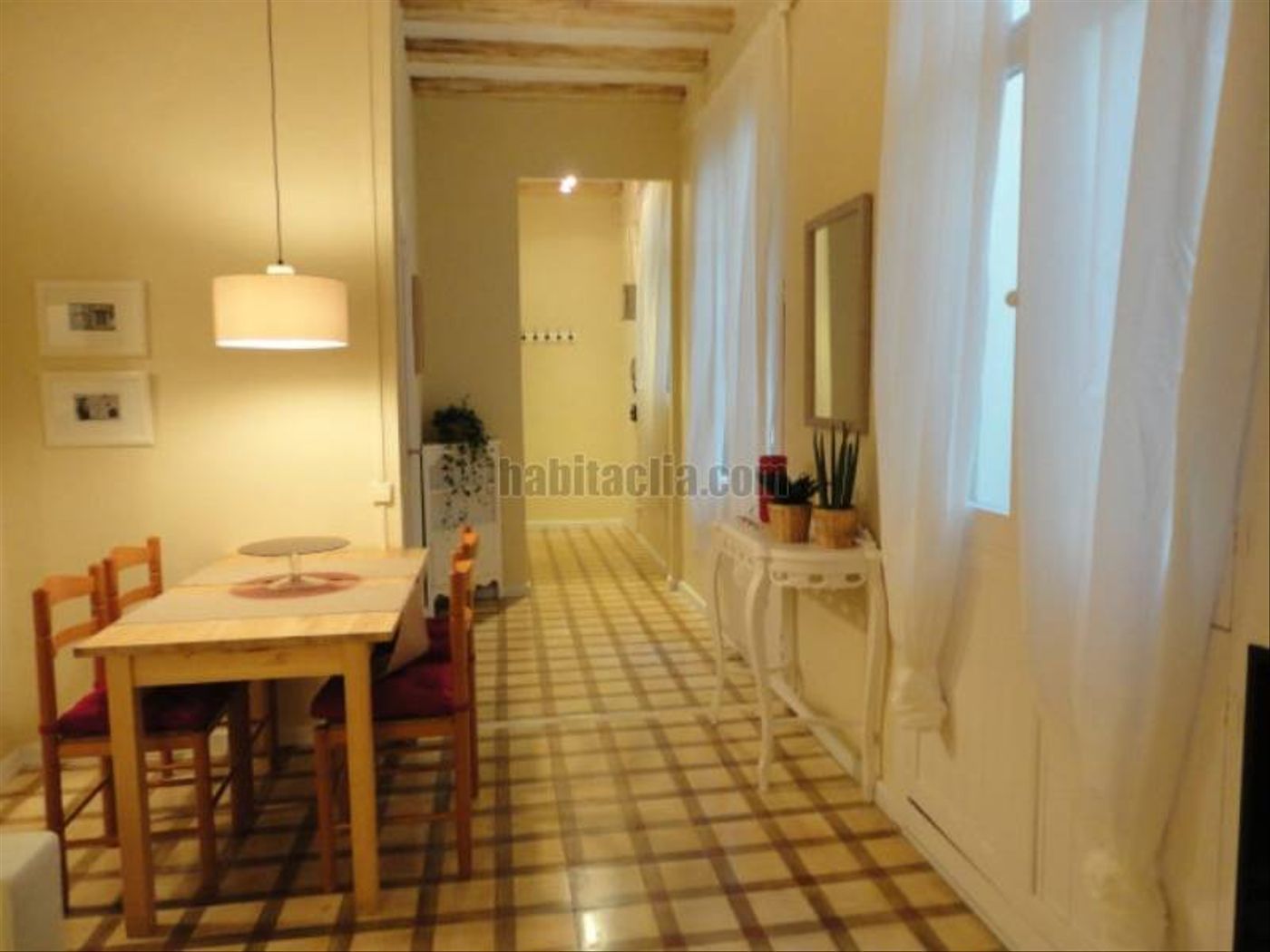 Piso de alquiler en Carrer dels Vigatans, Sant Pere, Sta. Caterina i la Ribera