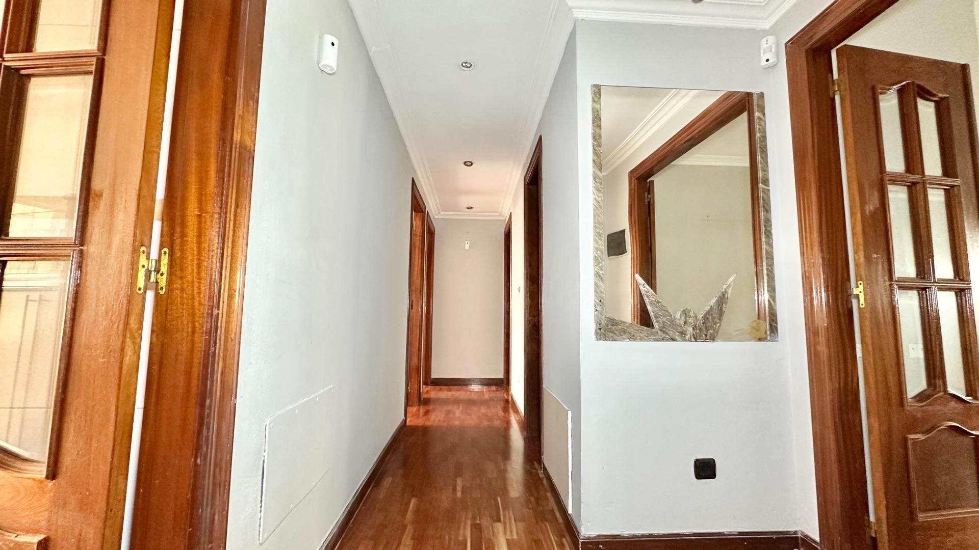 Flat for sale in Lakua-Bizkarra