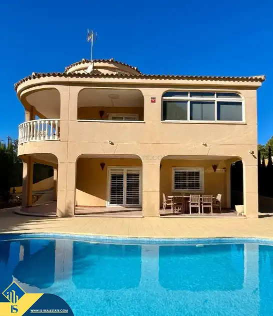Chalet con piscina en venta en Los Balcones - Los Altos, imagen 17
