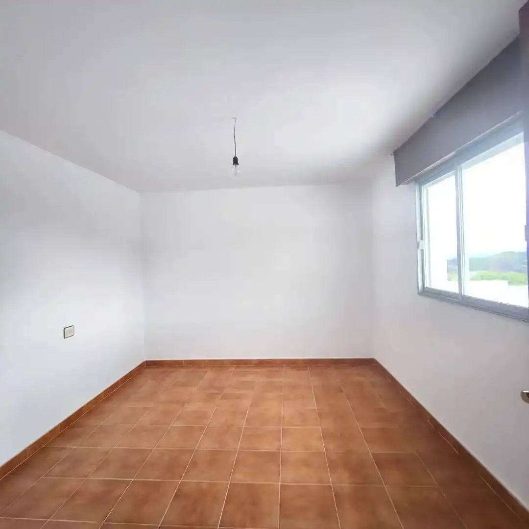Habitación de Casa o chalet en venta en Oímbra con Jardín privado y Terraza