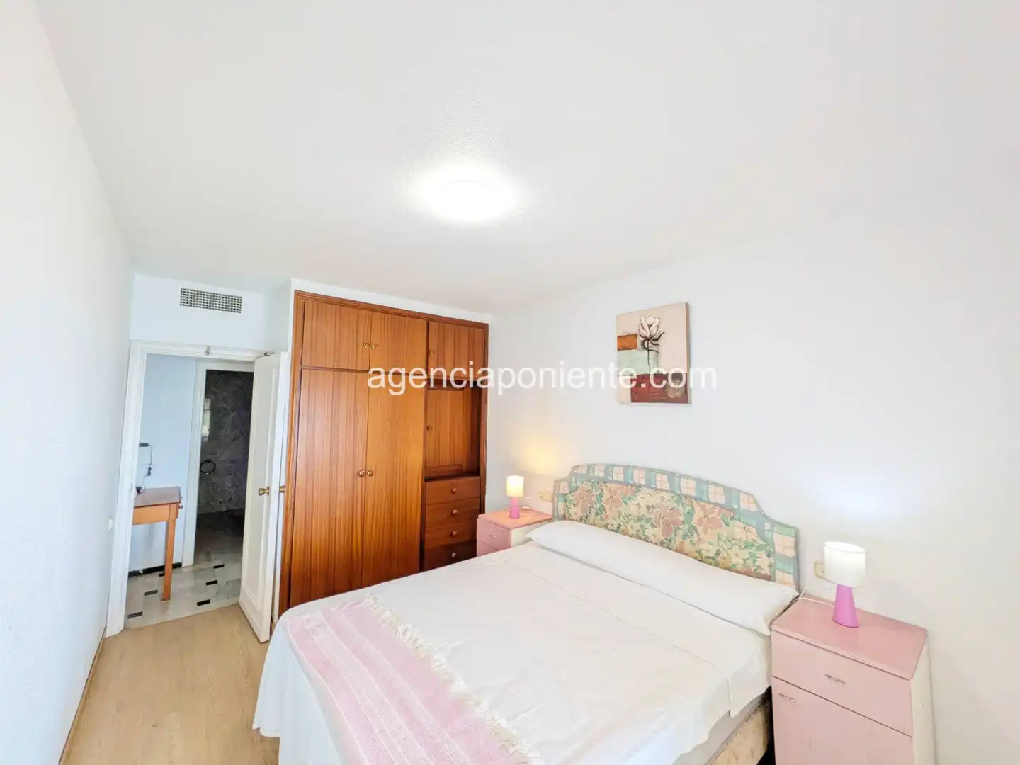 Bedroom of Flat for rent in Benidorm  with Air Conditioner, Heating and Terrace