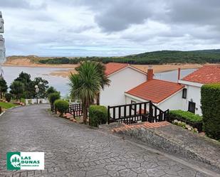 Vista exterior de Casa adosada en venda en Miengo