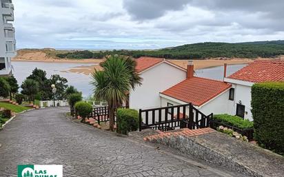 Vista exterior de Casa adosada en venda en Miengo