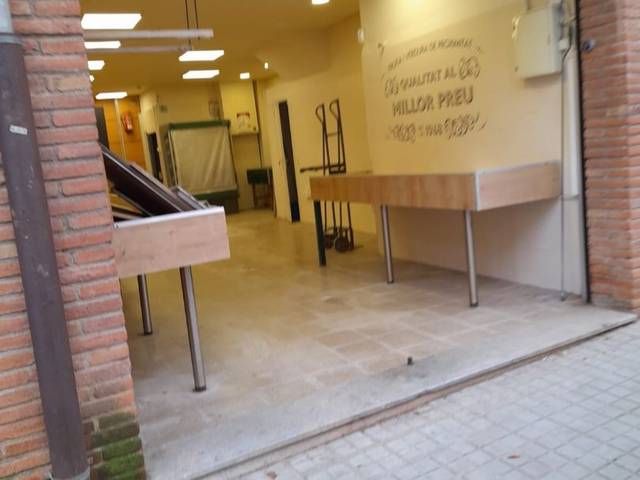 Local comercial en Venta en Carrer de la Palma, 50 en Els Merinals