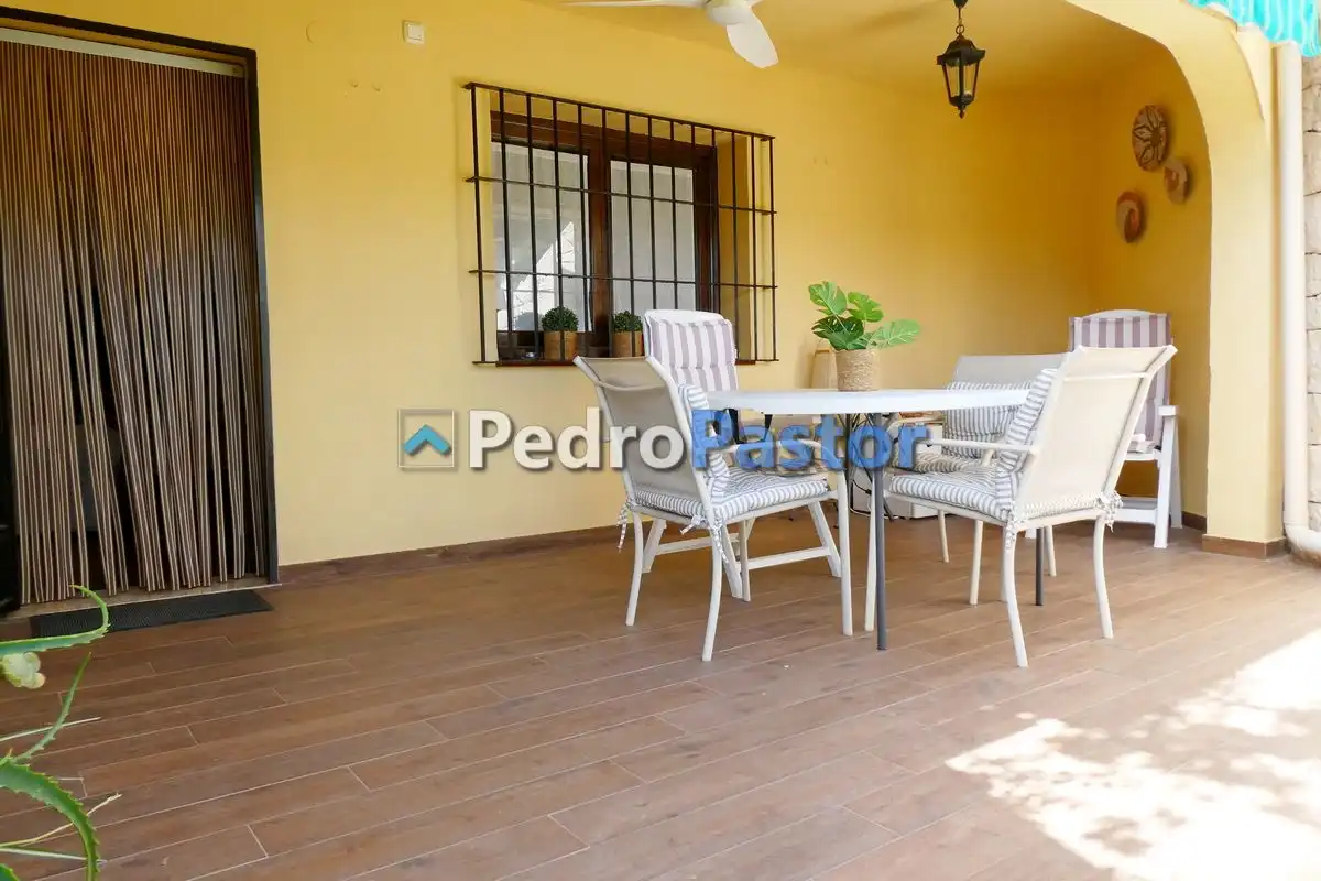 Bungalow con piscina en venta en Las Marinas / Les Marines, imagen 4
