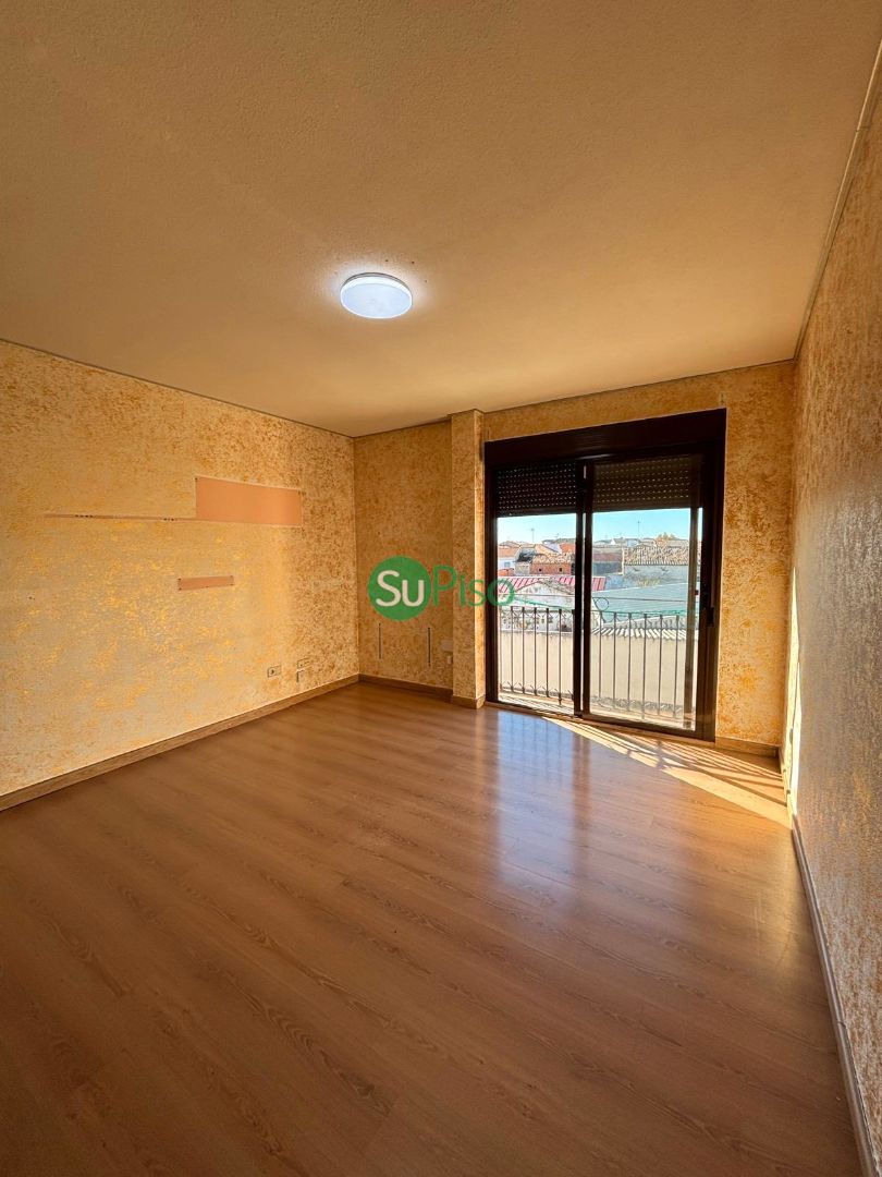 Flat for sale in Cedillo del Condado  with Parquet flooring, Balcony and Alarm