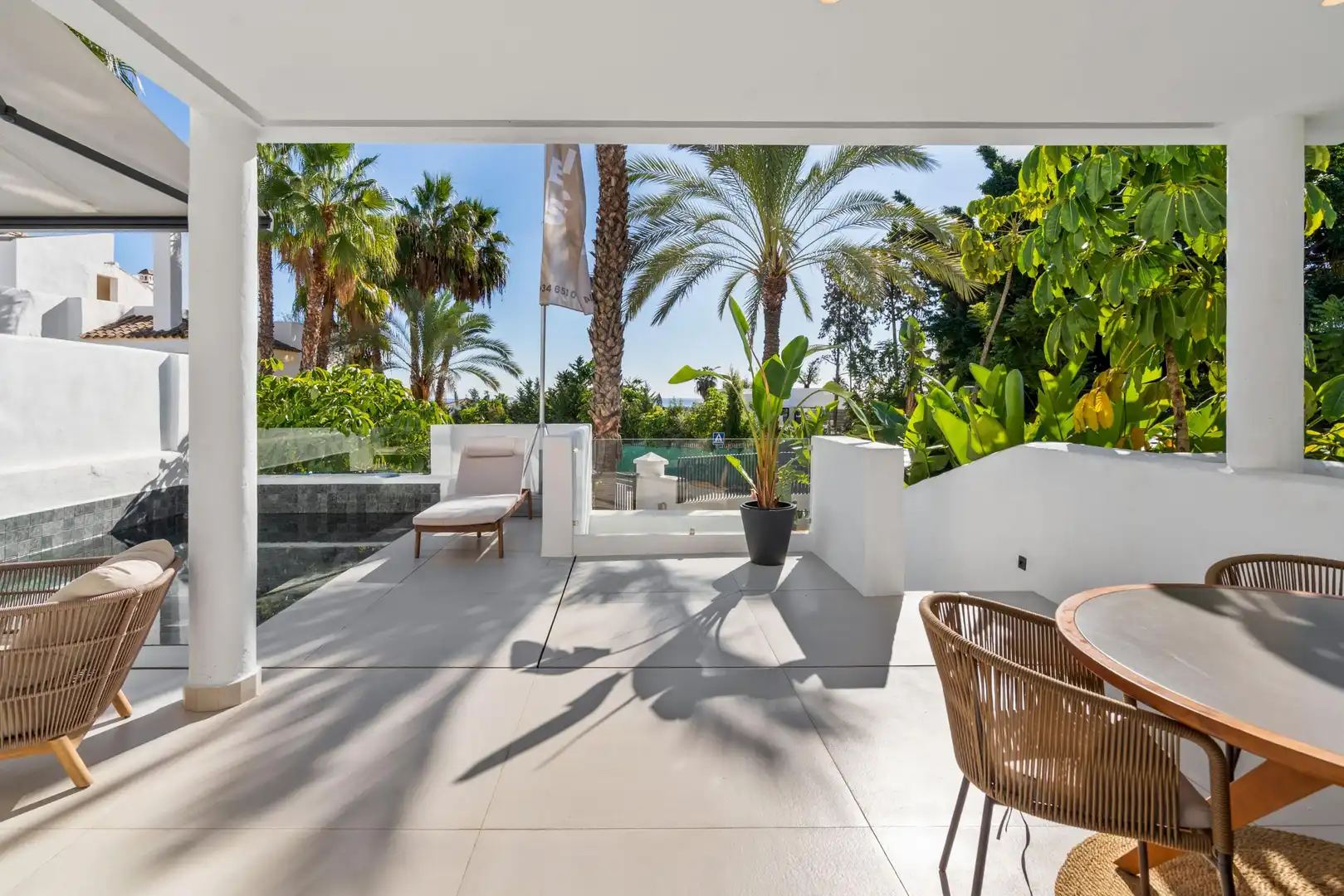 Terraza de Ático en venta en Estepona con Piscina comunitaria