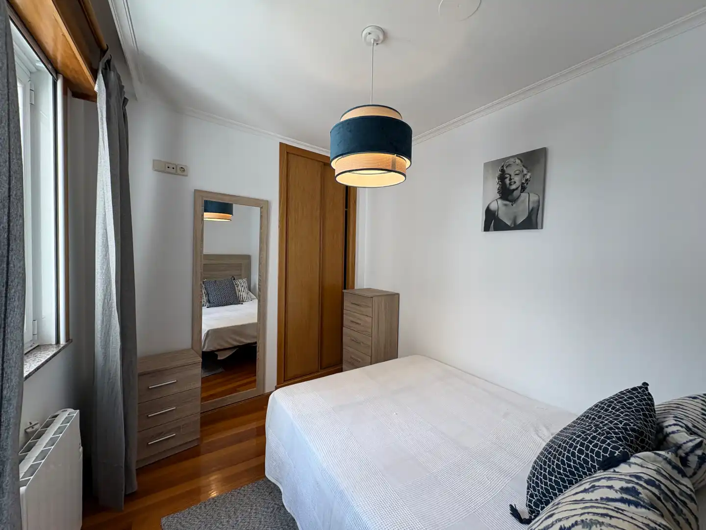 Schlafzimmer von Wohnung zur Miete in Ferrol mit Heizung, Abstellraum und Möbliert