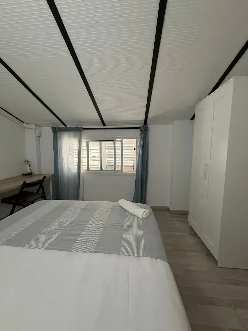 Room in Calle Alcalde Ronquillo, 20, Martiricos - La Roca - La Rosaleda