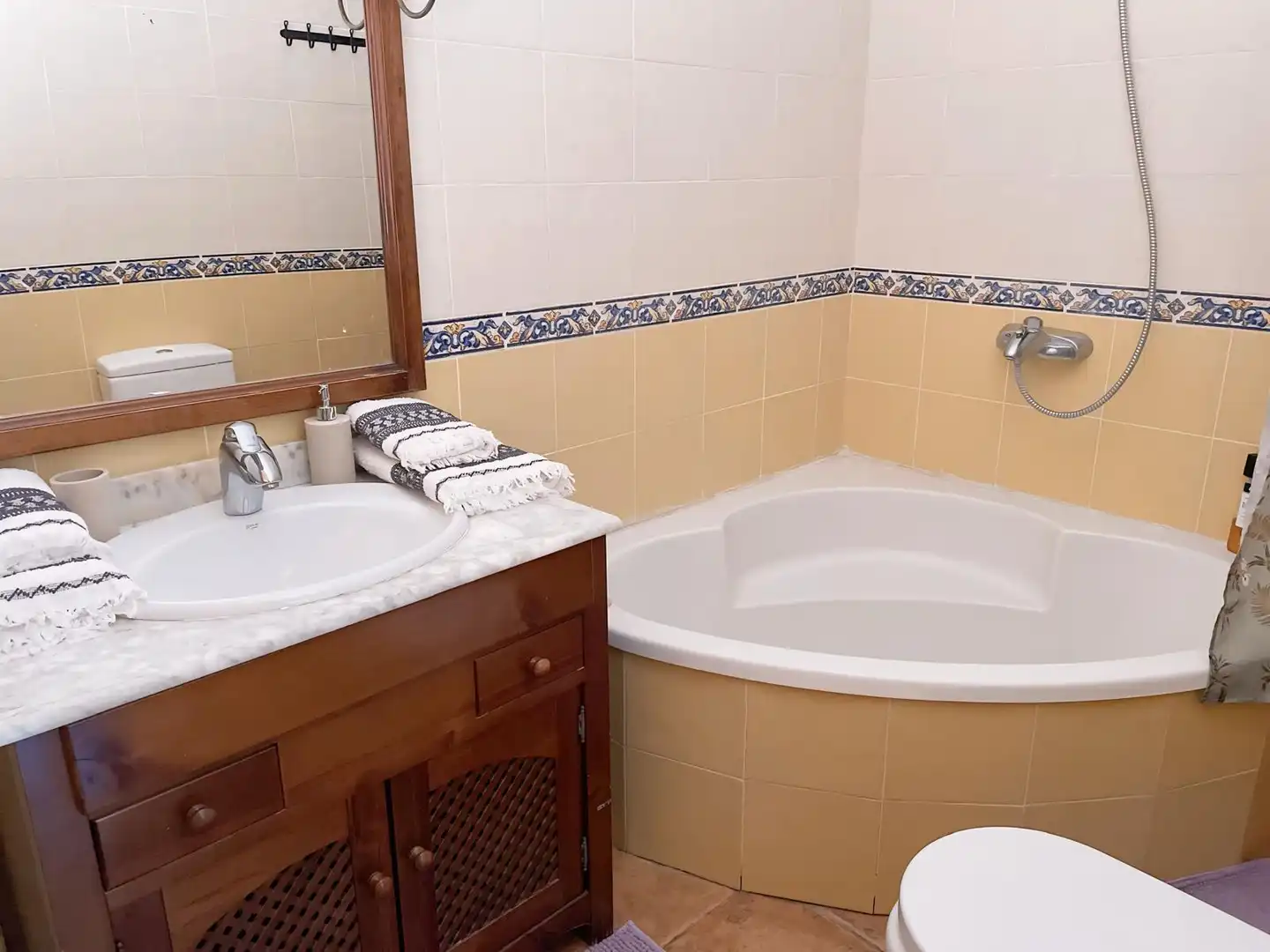 Badezimmer von Einfamilien-Reihenhaus zum Verkauf in El Sauzal mit Terrasse, Abstellraum und Schwimmbad