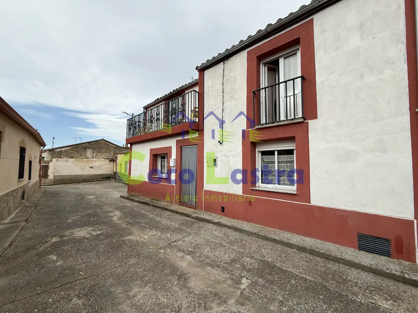 Vista exterior de Finca rústica en venta en Peñarandilla con Parquet, Terraza y Horno