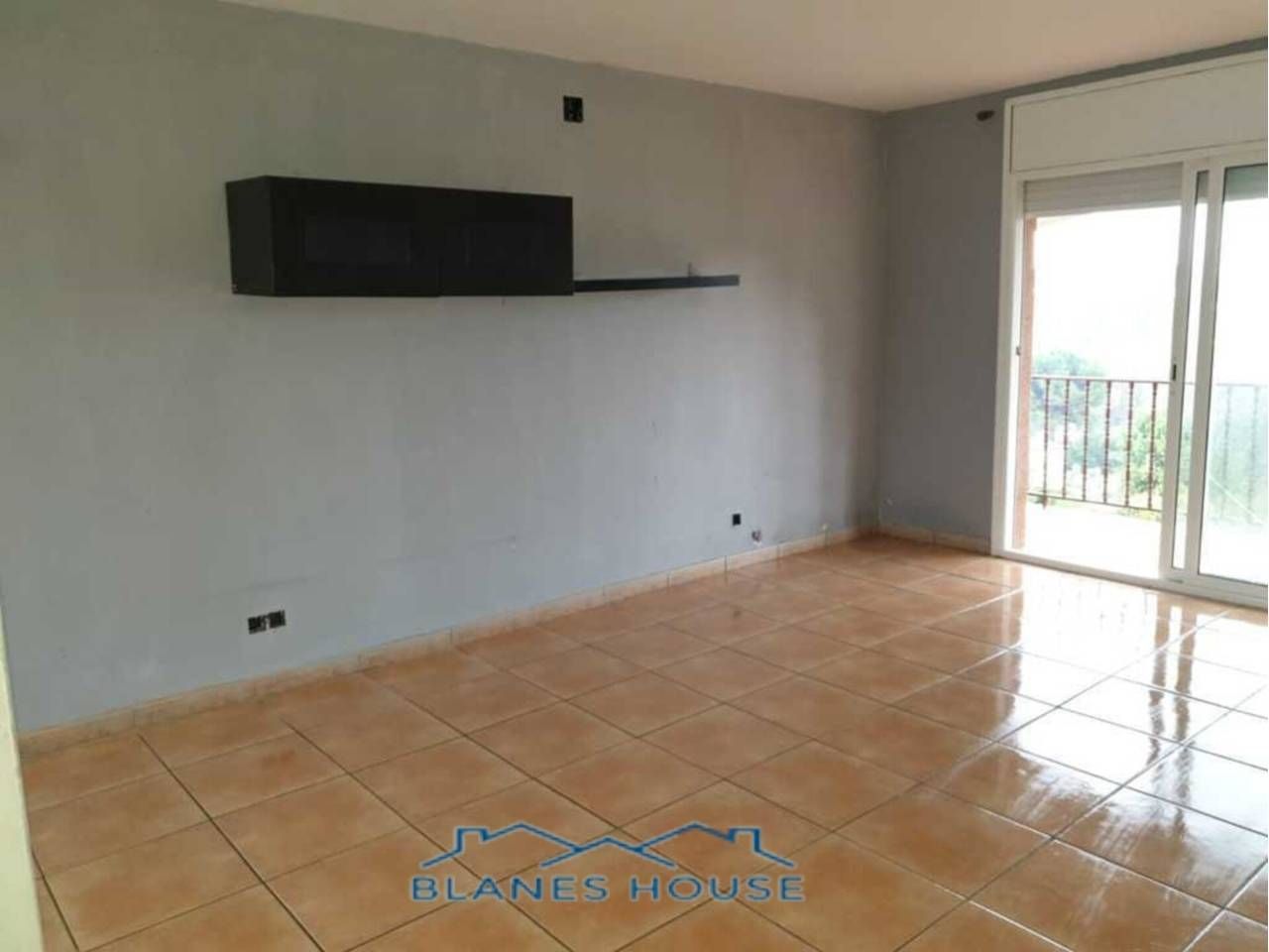 Vista exterior de Casa adosada en venta en Maçanet de la Selva