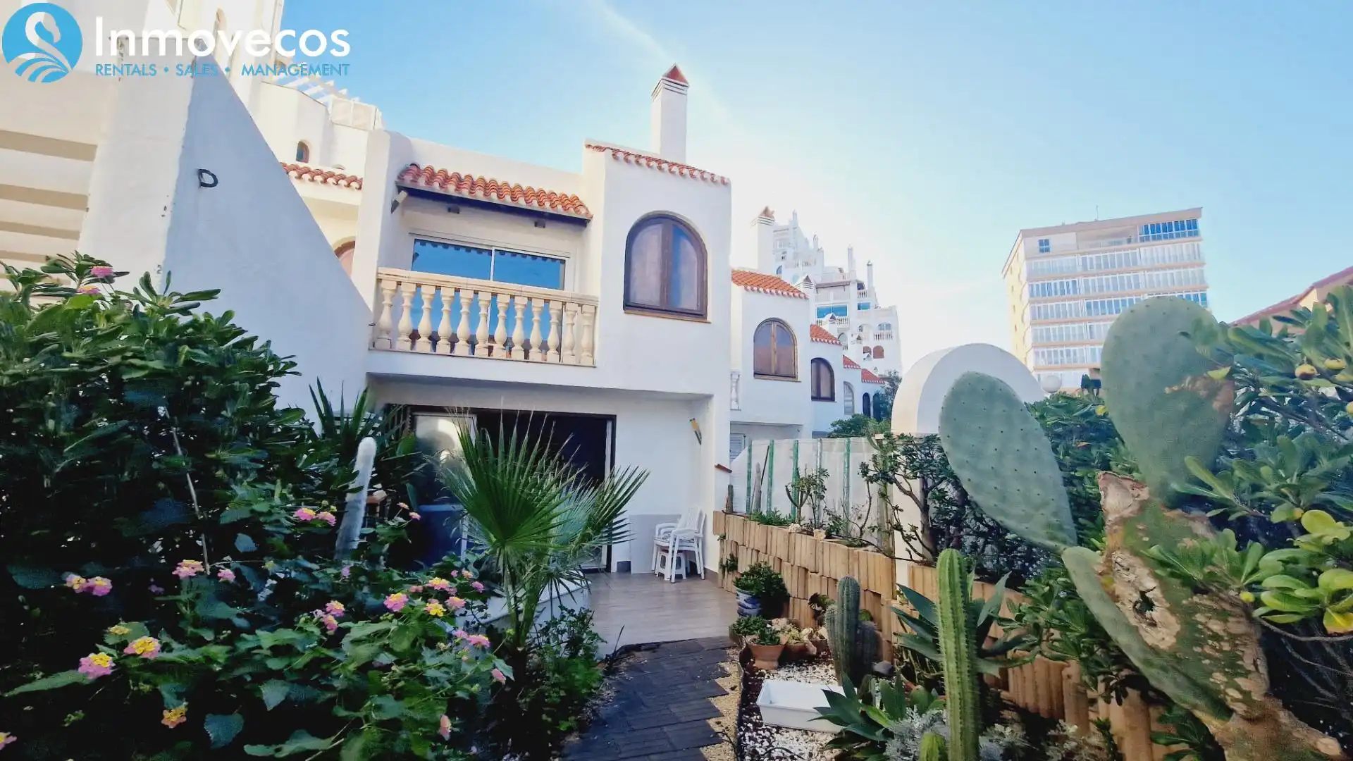 Exterior view of Duplexes for sale in La Manga del Mar Menor