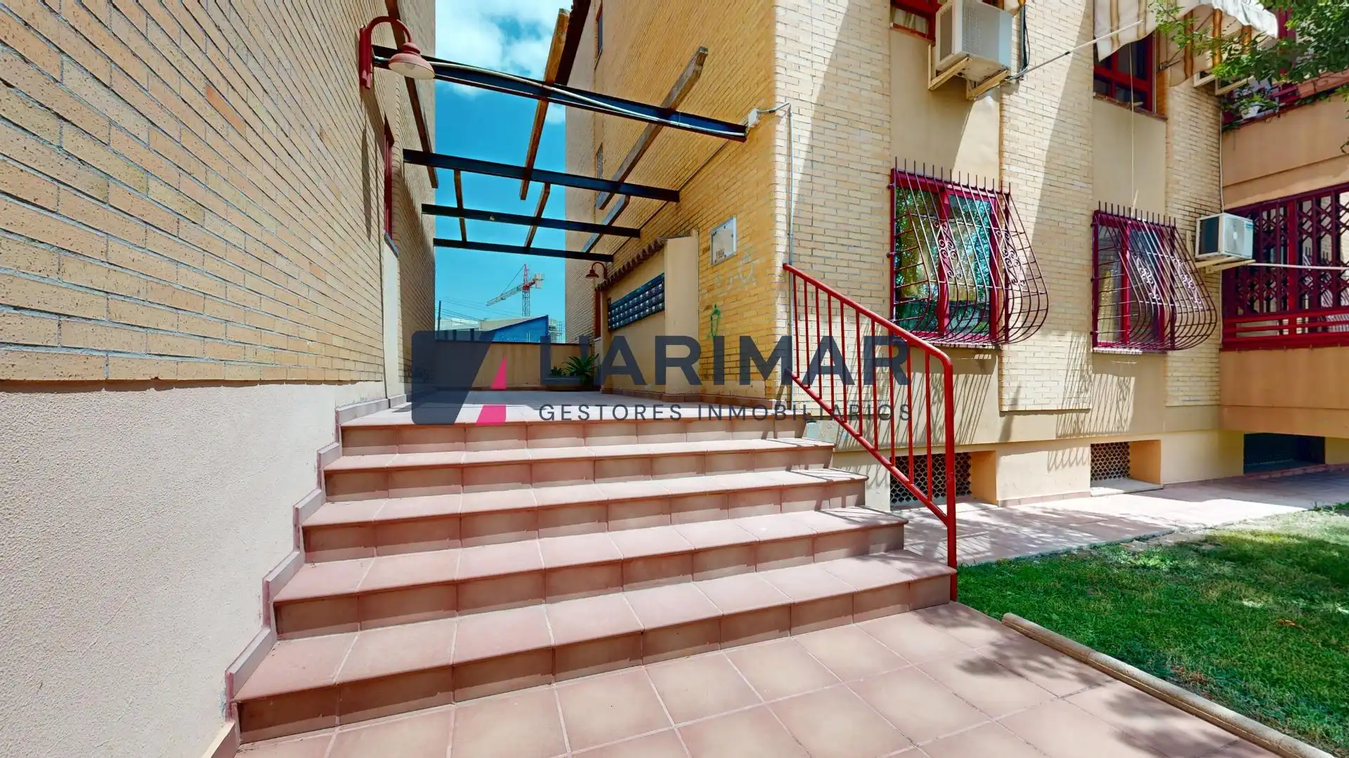 Vista exterior de Piso en venta en Sant Joan d'Alacant con Aire acondicionado, Terraza y Trastero