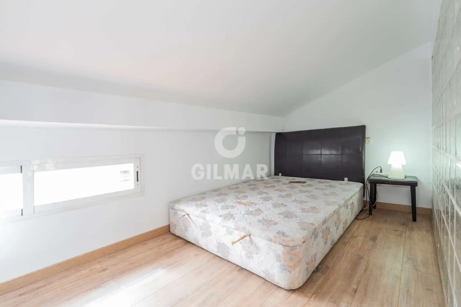 Habitación de Casa adosada en venta en Madrid con Calefacción, Jardín privado y Piscina