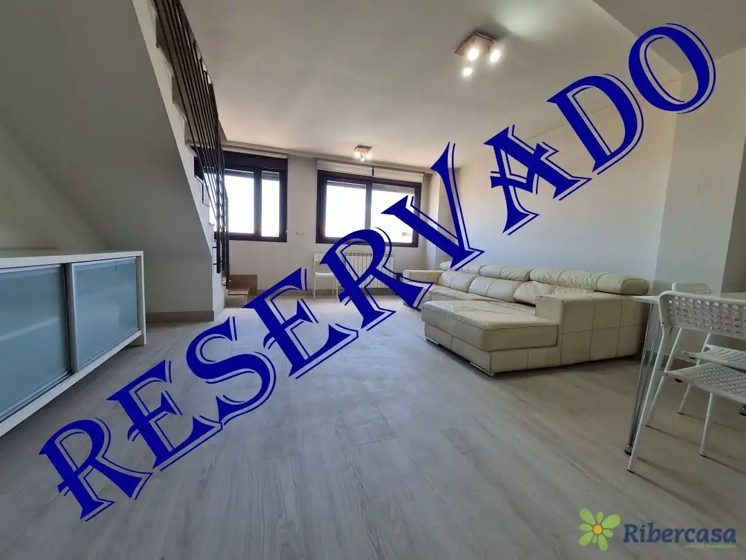 Ático en venta en Tudela con Calefacción, Terraza y Balcón