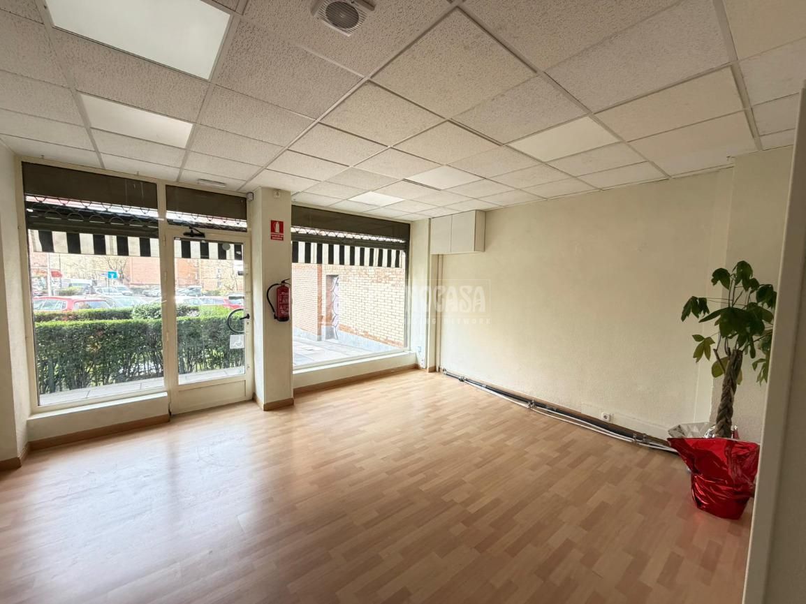 Geschaftsraum zur Miete in Calle del Camino de los Vinateros, Vinateros, Moratalaz