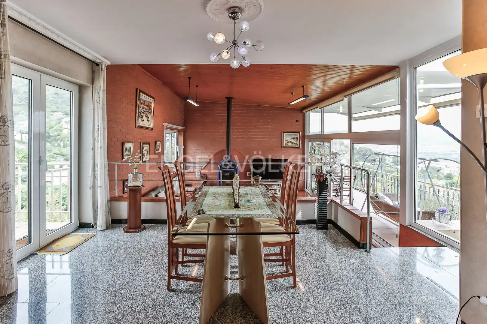 Comedor de Casa o chalet en venta en Santa Coloma de Cervelló con Calefacción, Jardín privado y Parquet