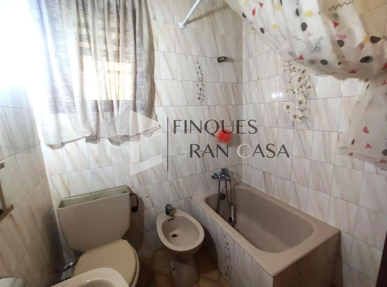 Bathroom of Flat for sale in Canovelles  with Balcony and Alarm