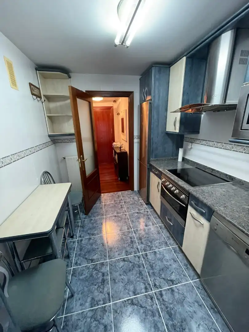 Cuina de Pis en venda en Barakaldo  amb Calefacció, Parquet i Traster