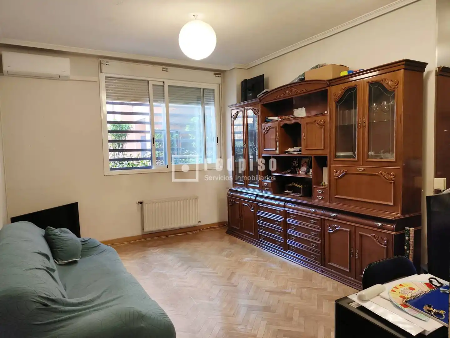 Schlafzimmer von Wohnung zur Miete in Madrid mit Heizung, Privatgarten und Schwimmbad