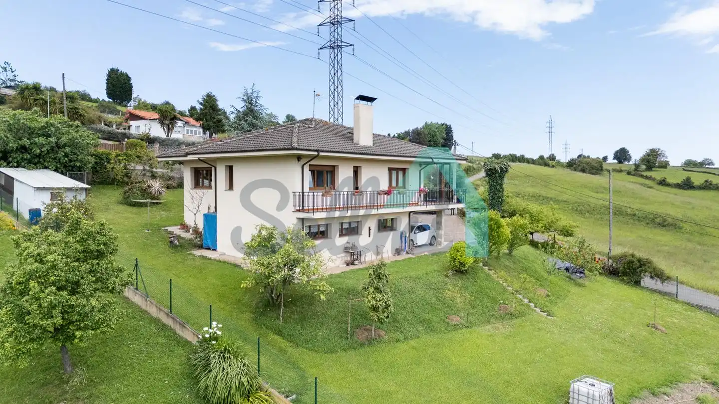 Vista exterior de Casa o chalet en venta en Gijón  con Calefacción, Jardín privado y Terraza