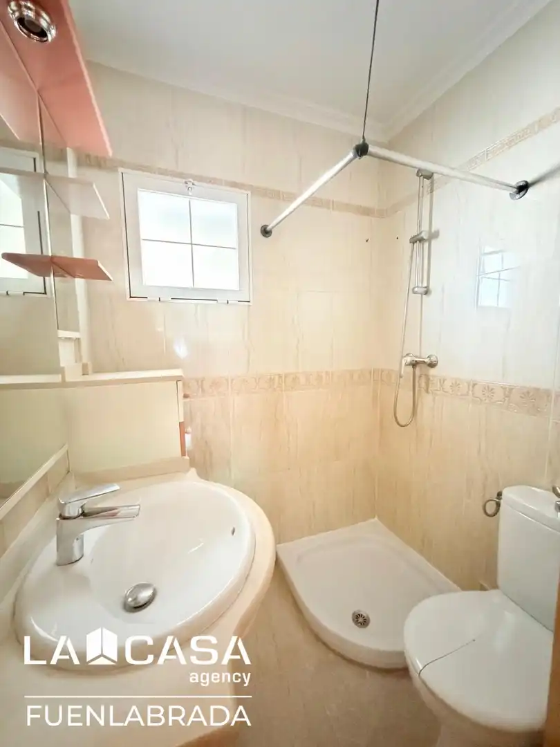 Bathroom of Flat for sale in Fuenlabrada  with Heating and Terrace