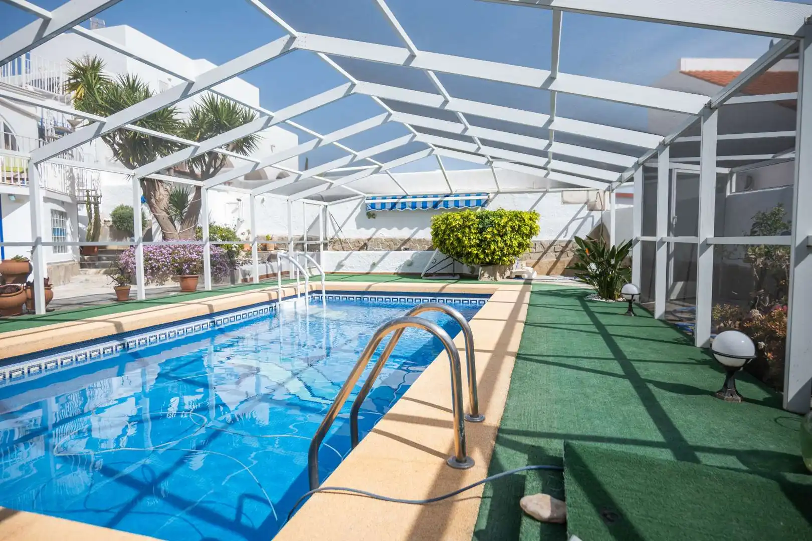Piscina de Casa o xalet en venda en Mojácar amb Aire condicionat, Calefacció i Jardí privat