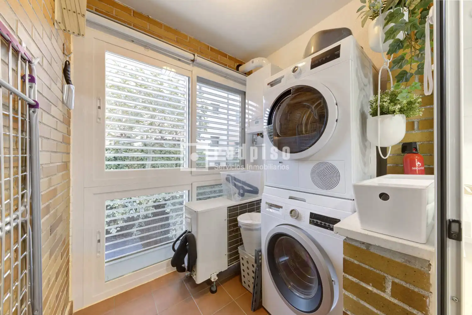 Garten von Wohnung zum Verkauf in Boadilla del Monte mit Klimaanlage, Heizung und Privatgarten