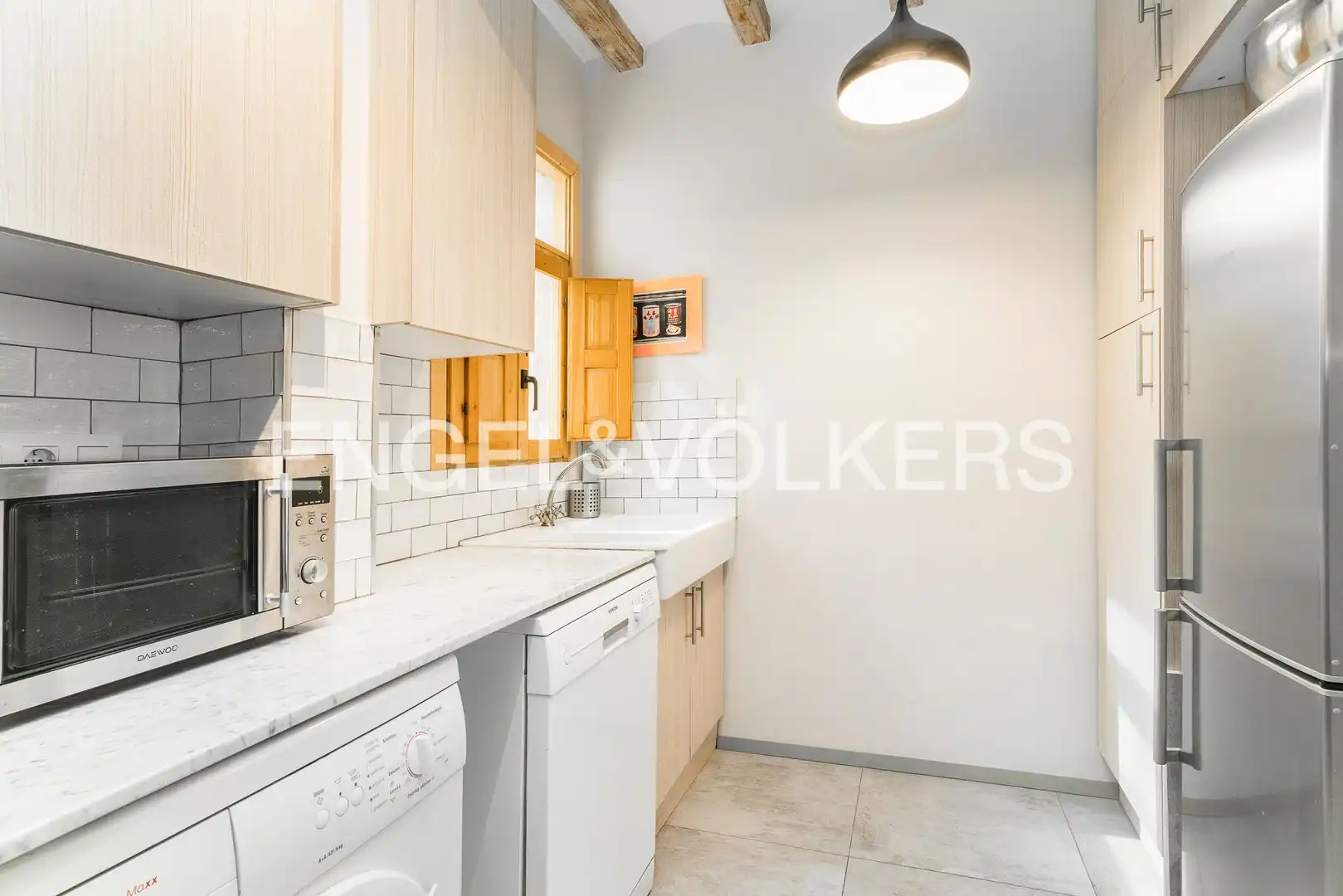 Kitchen of Flat for rent in Barcelona  with Air Conditioner, Heating and Storage room