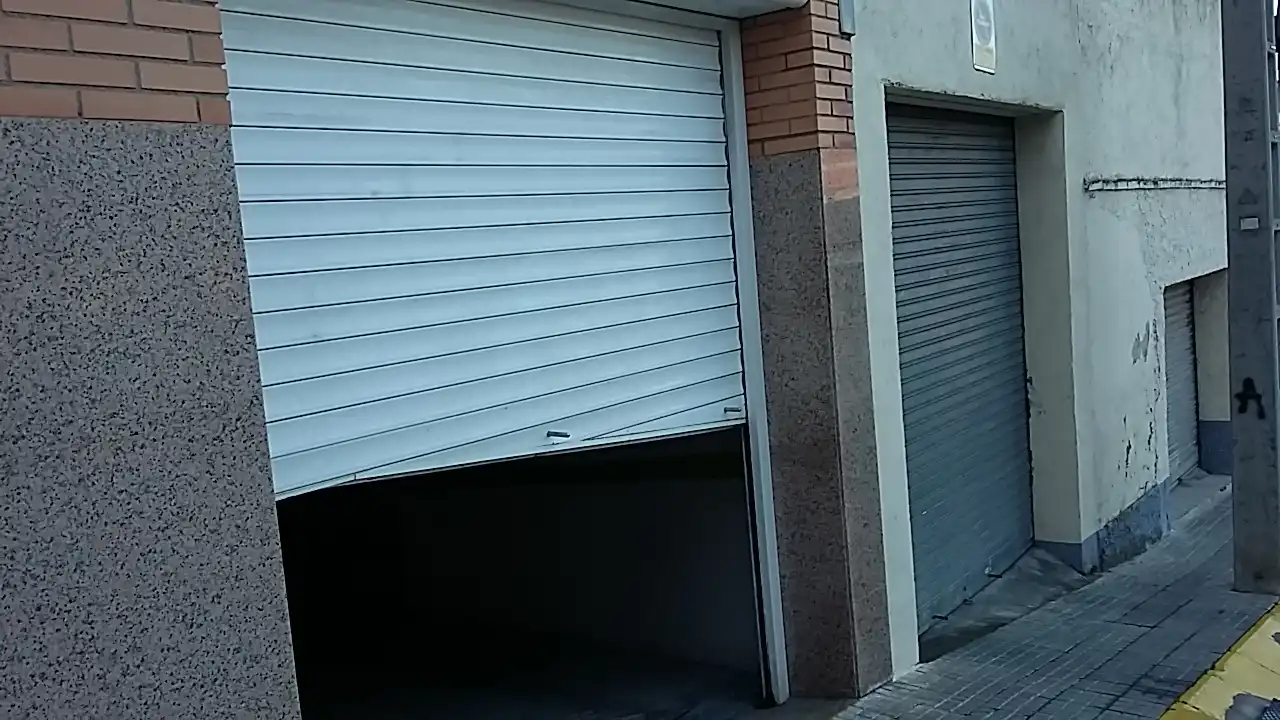 Parking with lift for sale in C/ Mossen Joan Orriols, imagen 2