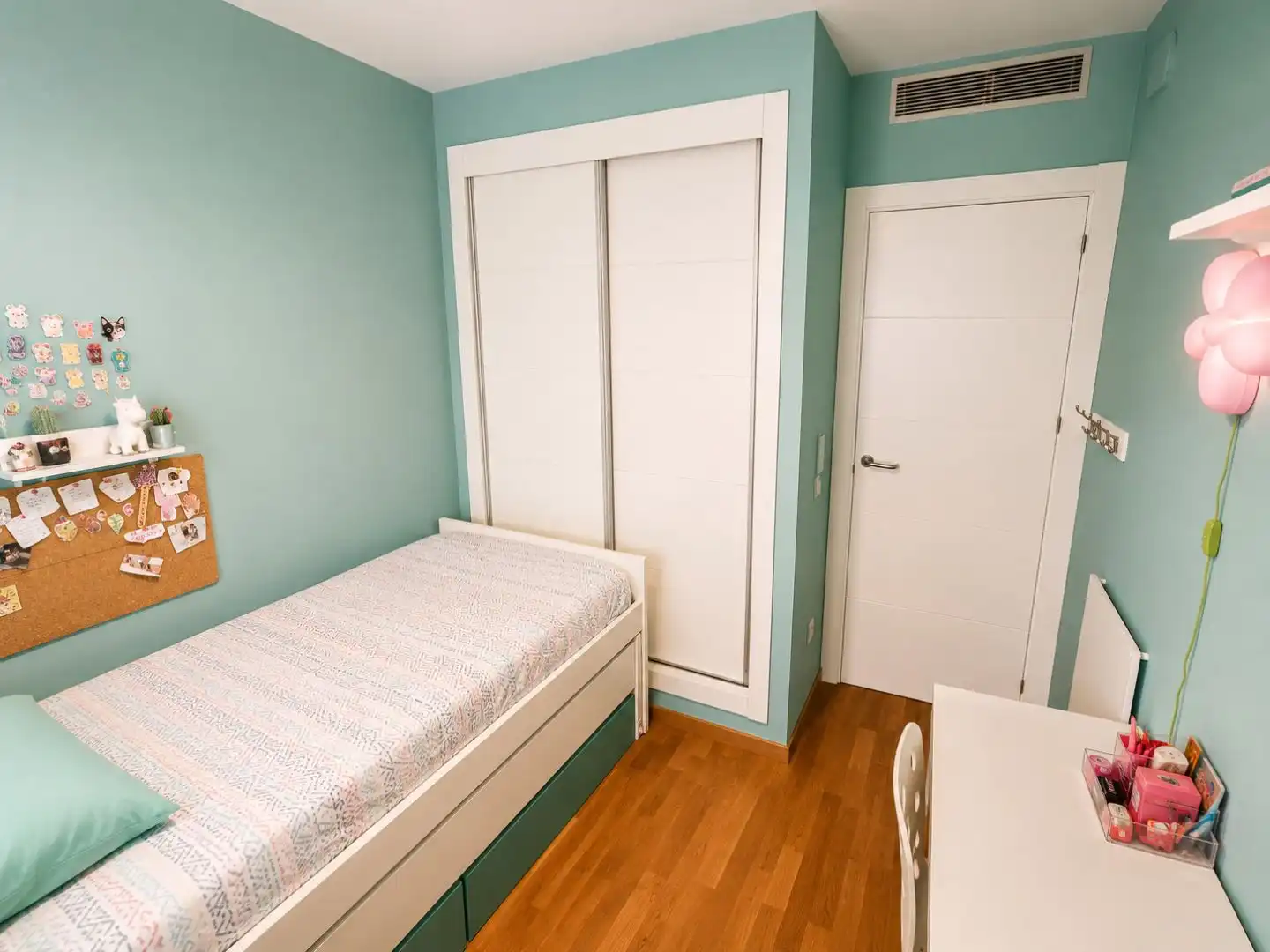 Bedroom of Attic for sale in Sabadell  with Air Conditioner, Heating and Private garden