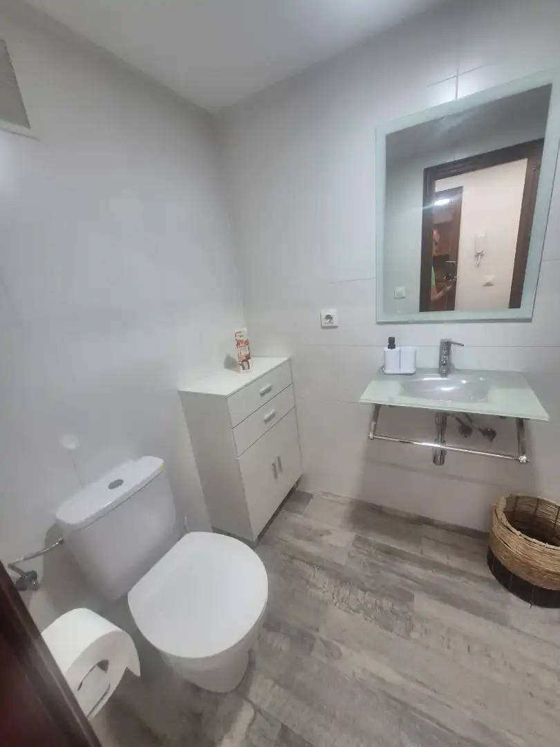 Baño de Piso de alquiler en Moncada con Aire acondicionado, Calefacción y Terraza