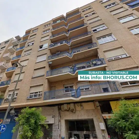 Piso con ascensor en venta en Gonzalo Berceo 16