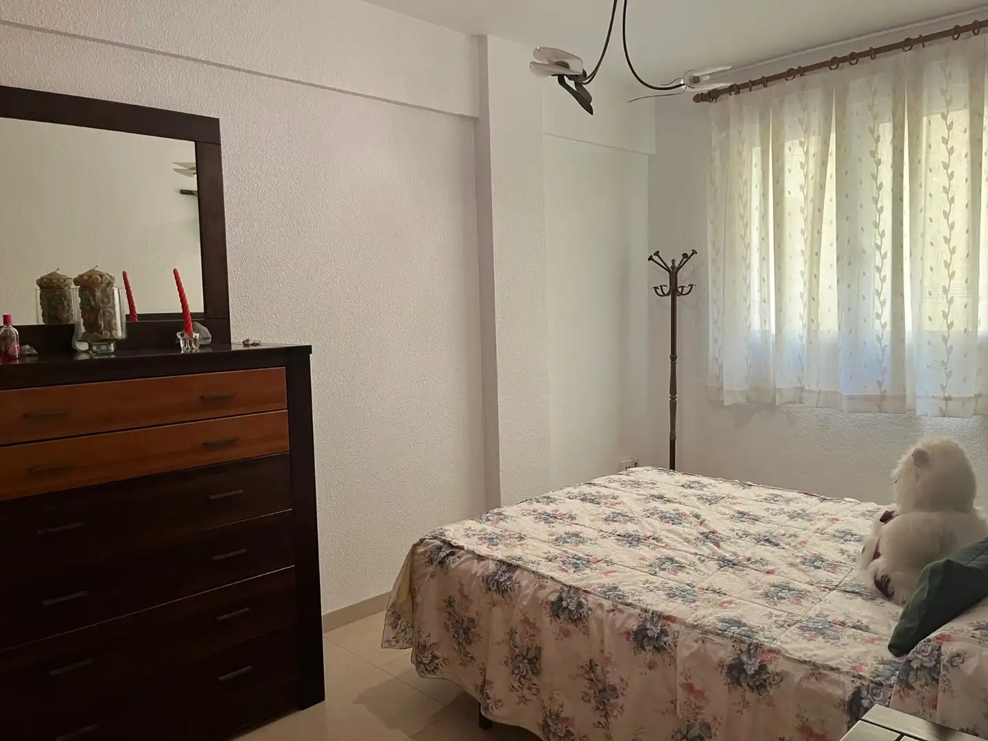 Habitación de Apartamento de alquiler en Santa Pola con Calefacción, Amueblado y Microondas
