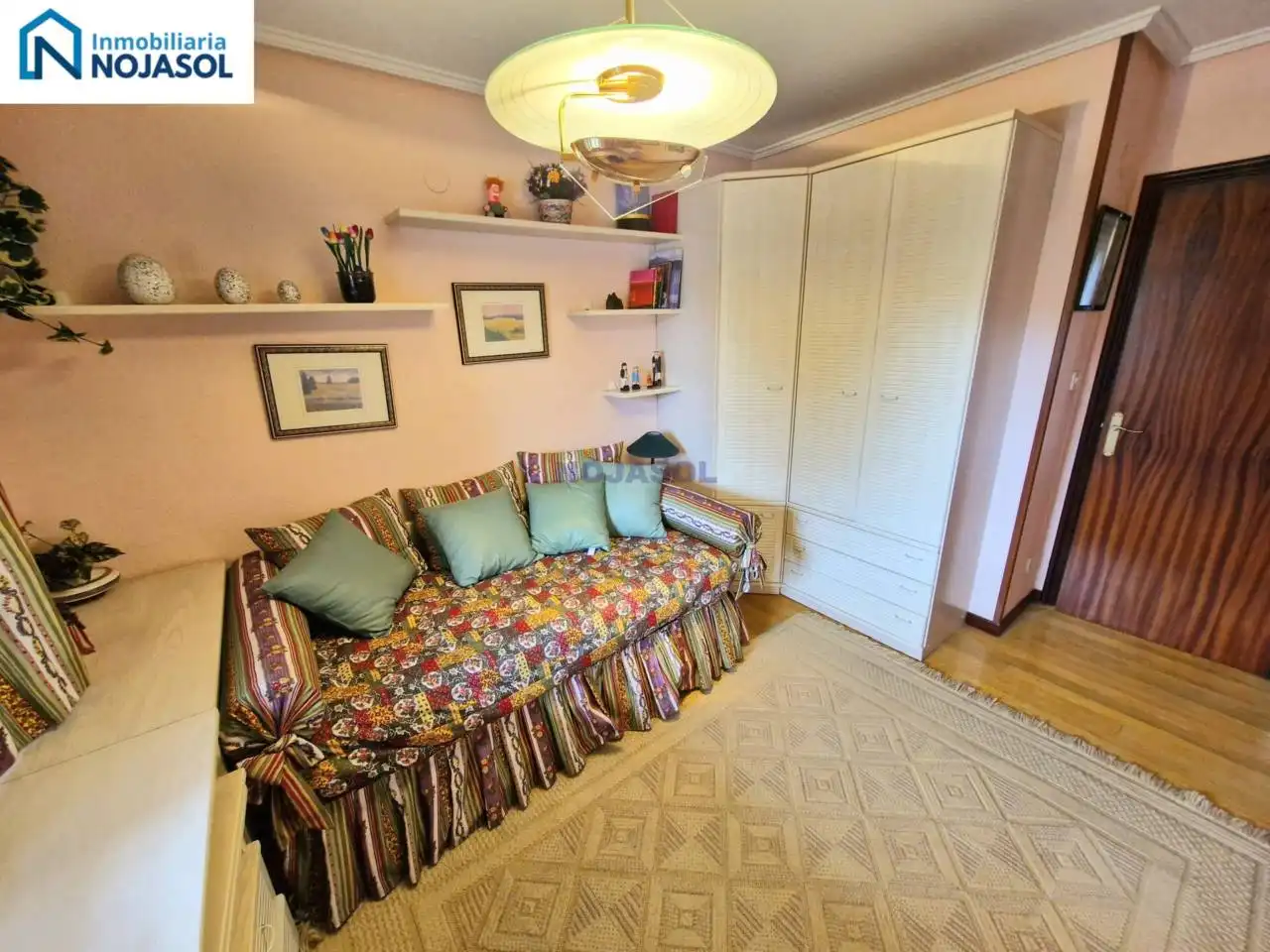 Habitación de Piso en venta en Hazas de Cesto con Parquet, Terraza y Amueblado