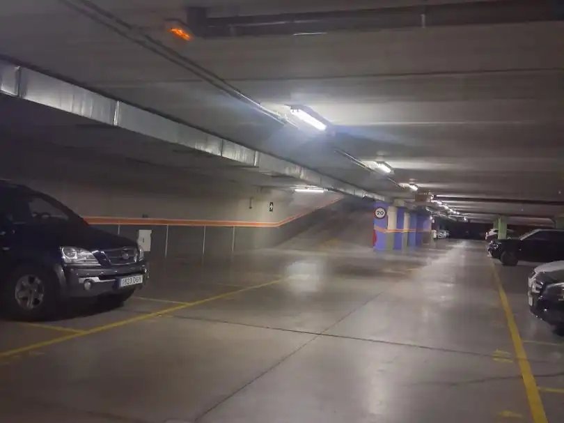 Parking de Garaje de alquiler en Plan Sur - Amistad