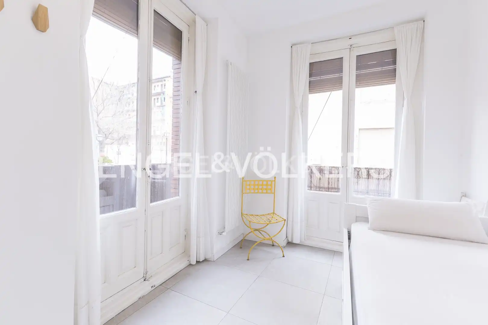 Bedroom of Flat for rent in Madrid  with Air Conditioner, Heating and Furnished