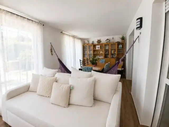 Sala de estar de Piso en venta en Manilva con Aire acondicionado, Calefacción y Jardín privado