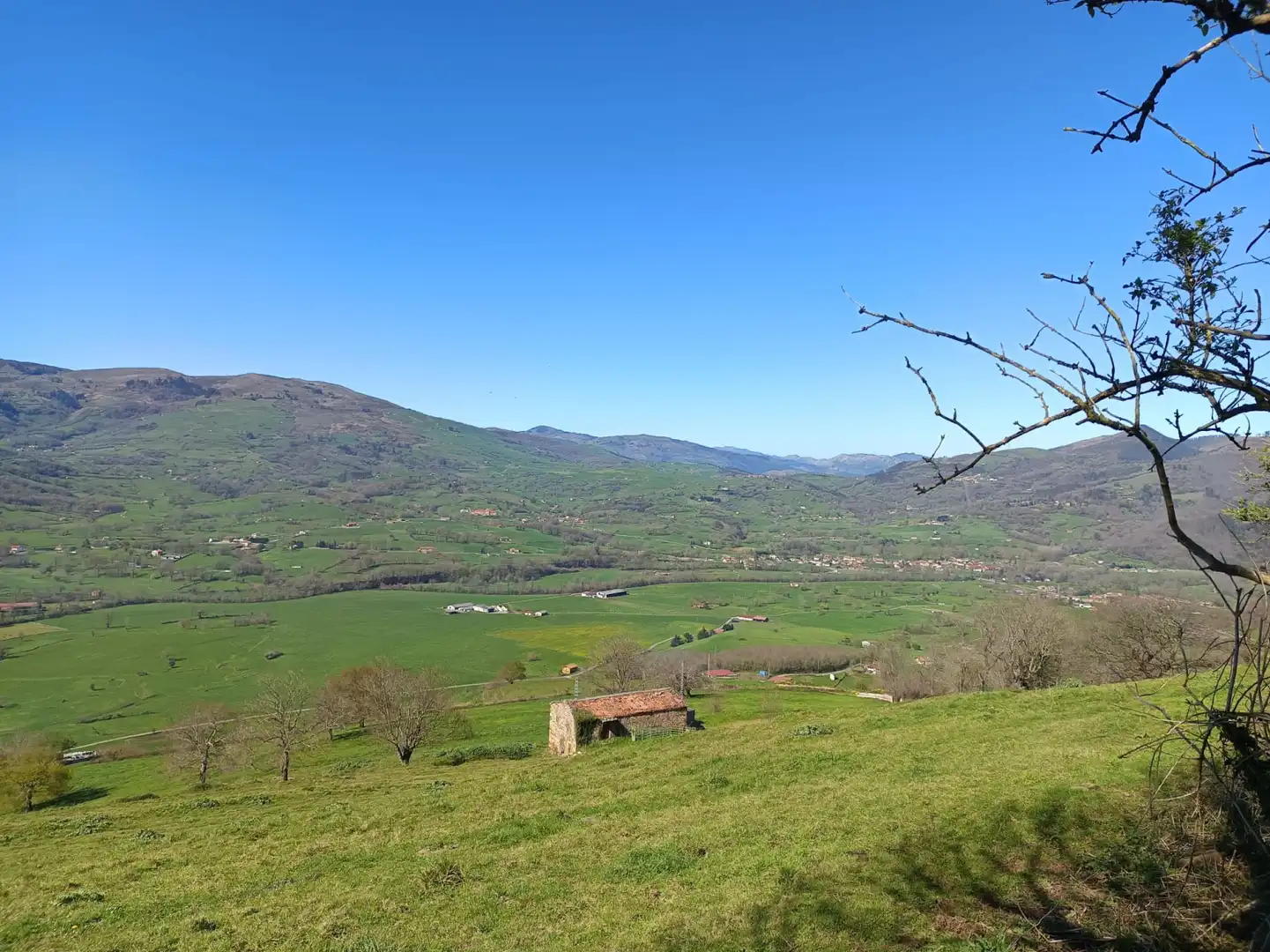 Exterior view of Land for sale in Villacarriedo
